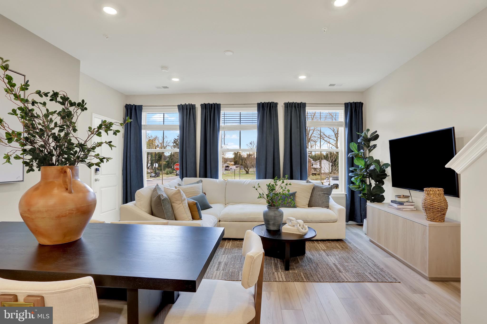 9679 SWALLOWTAIL LANE