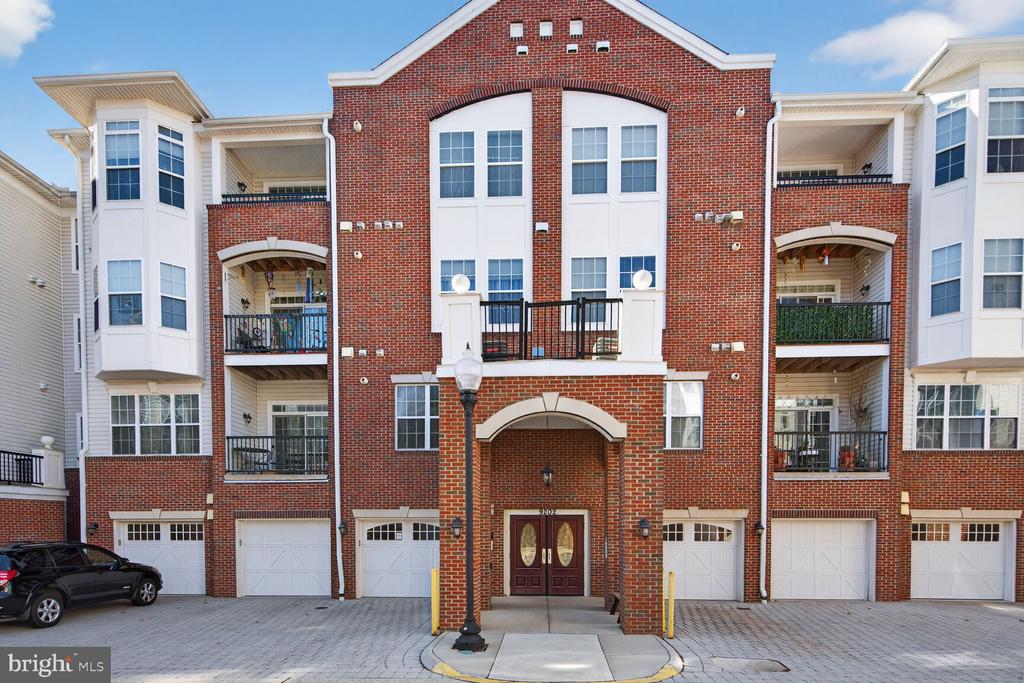 9202 CHARLESTON DRIVE 307