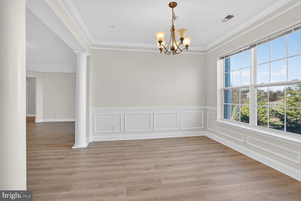 9202 CHARLESTON DRIVE 307