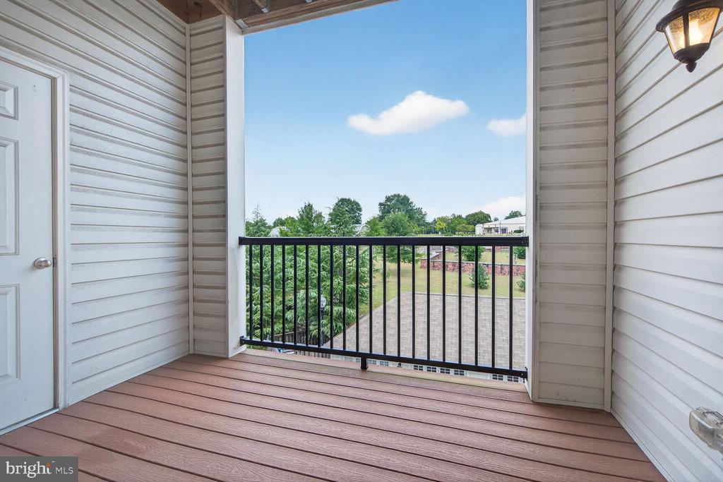 9202 CHARLESTON DRIVE 307