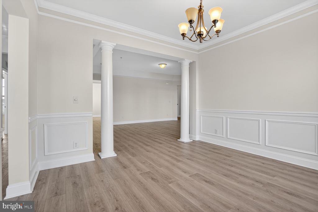9202 CHARLESTON DRIVE 307