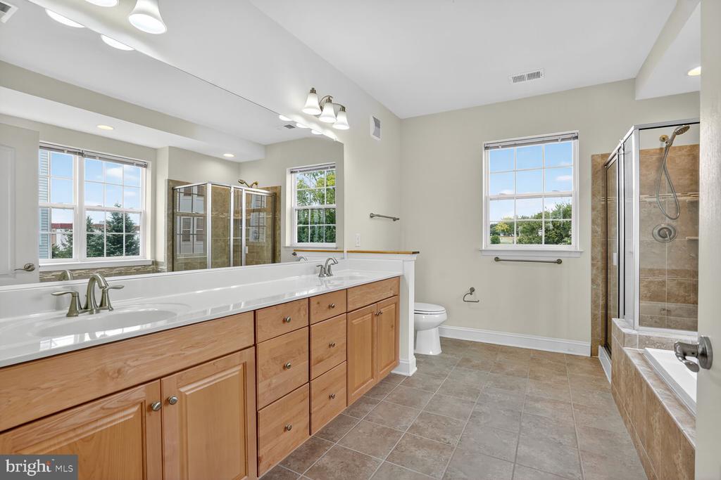 9202 CHARLESTON DRIVE 307