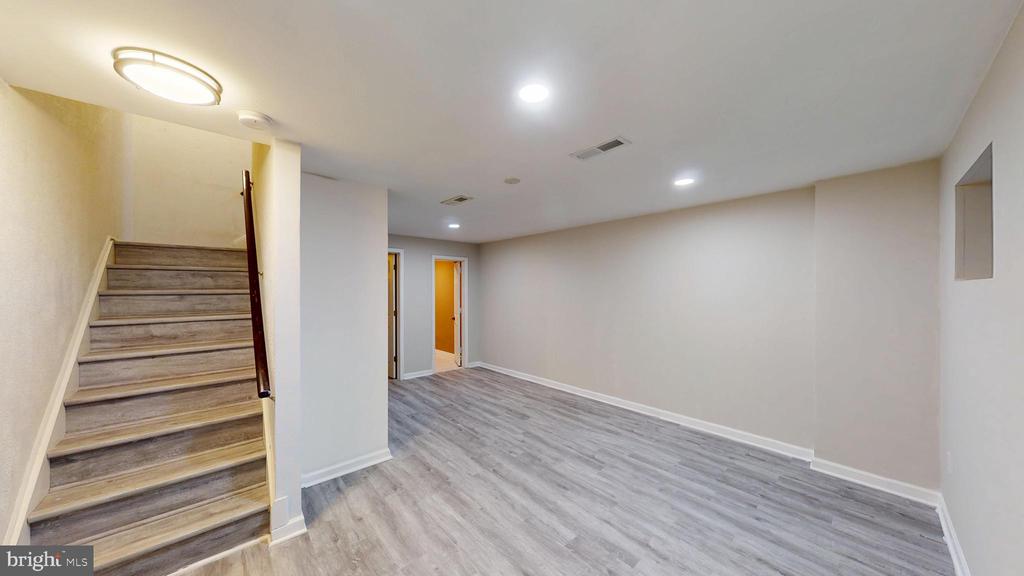8551 BRAXTED LANE