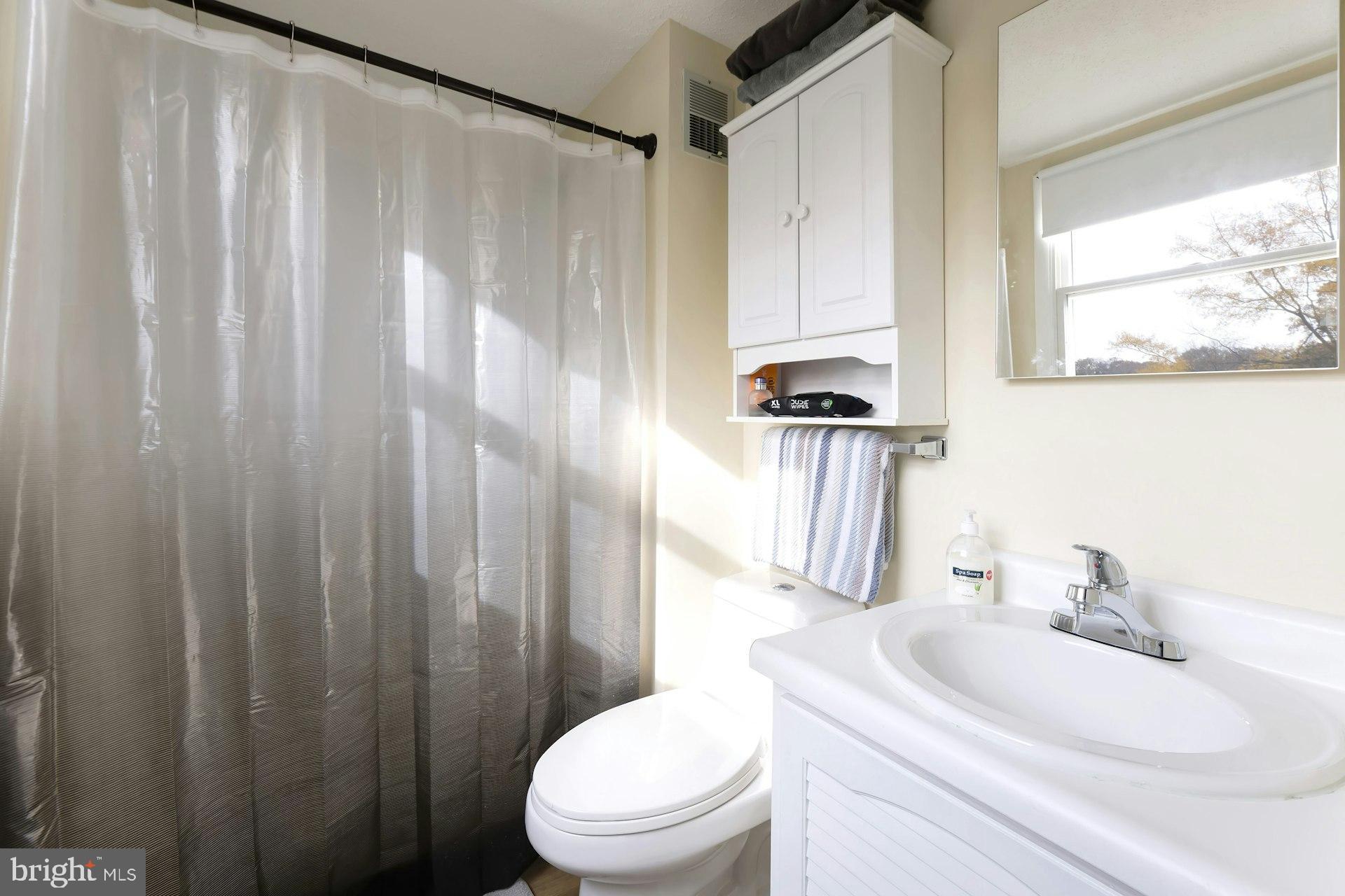 10297 WOODMONT COURT