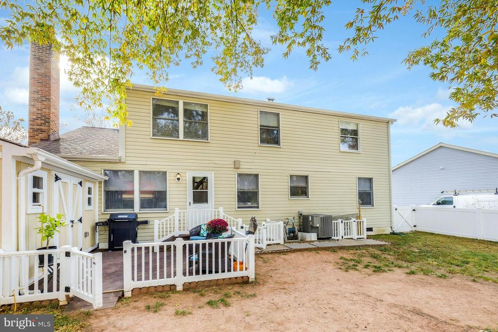 10297 WOODMONT COURT