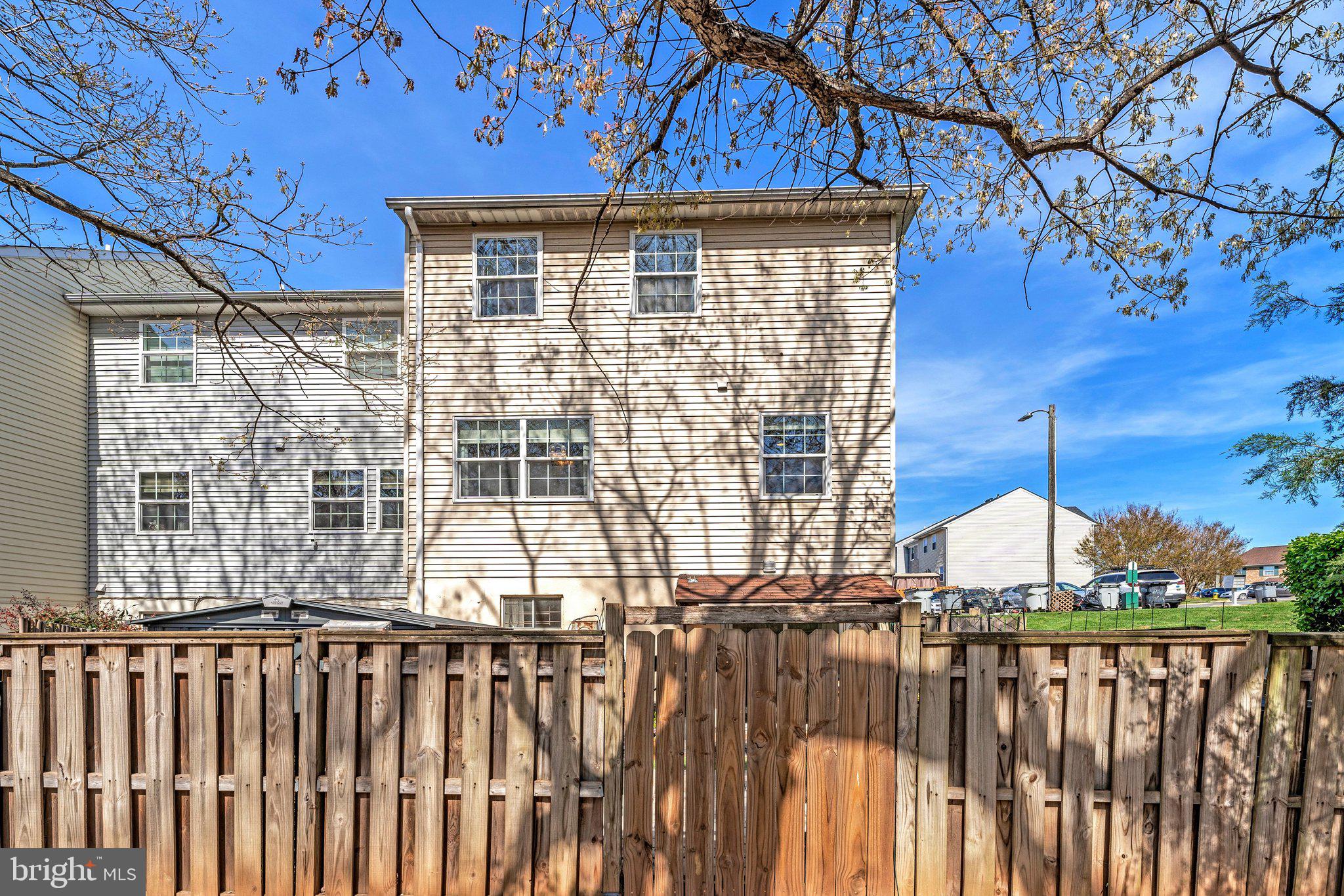 8453 MCKENZIE CIRCLE