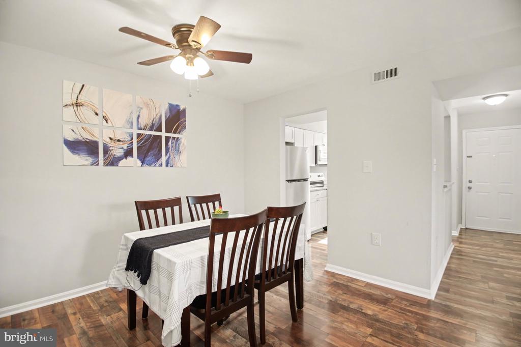 8814 TANGLEWOOD LANE 102