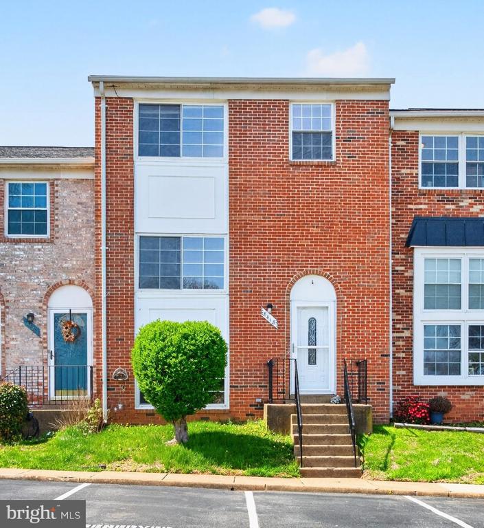 8418 MCKENZIE CIRCLE