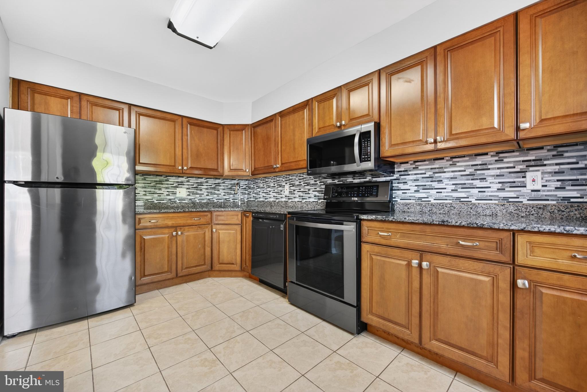 8418 MCKENZIE CIRCLE
