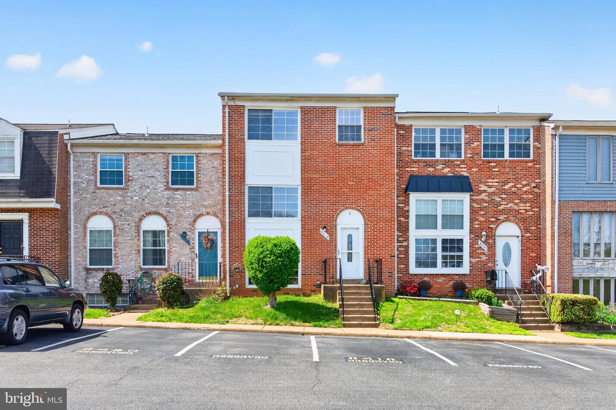 8418 MCKENZIE CIRCLE