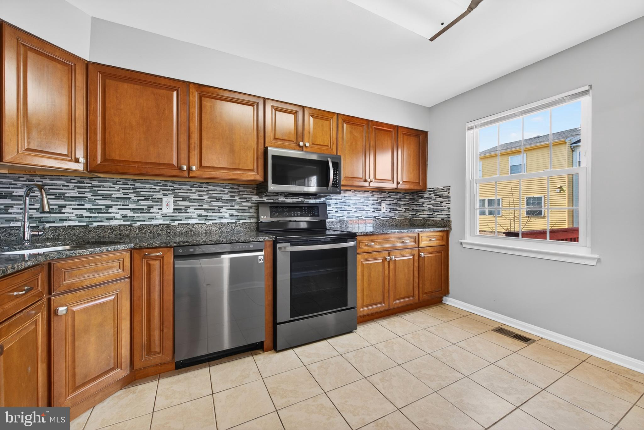 8418 MCKENZIE CIRCLE