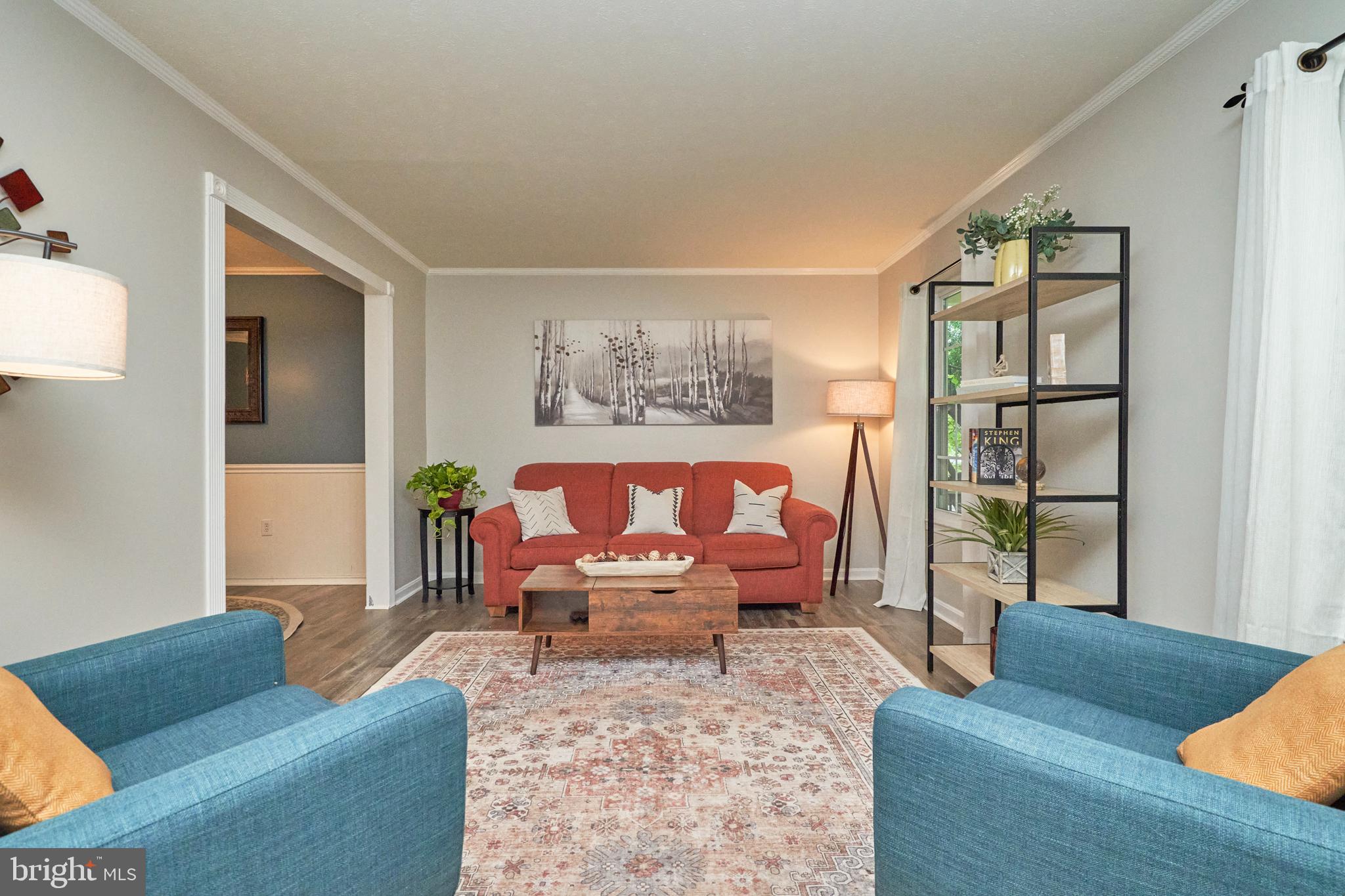 8944 VICKSBURG LANE