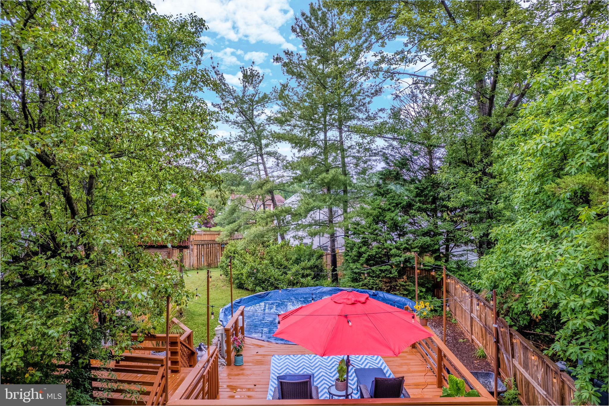 8944 VICKSBURG LANE