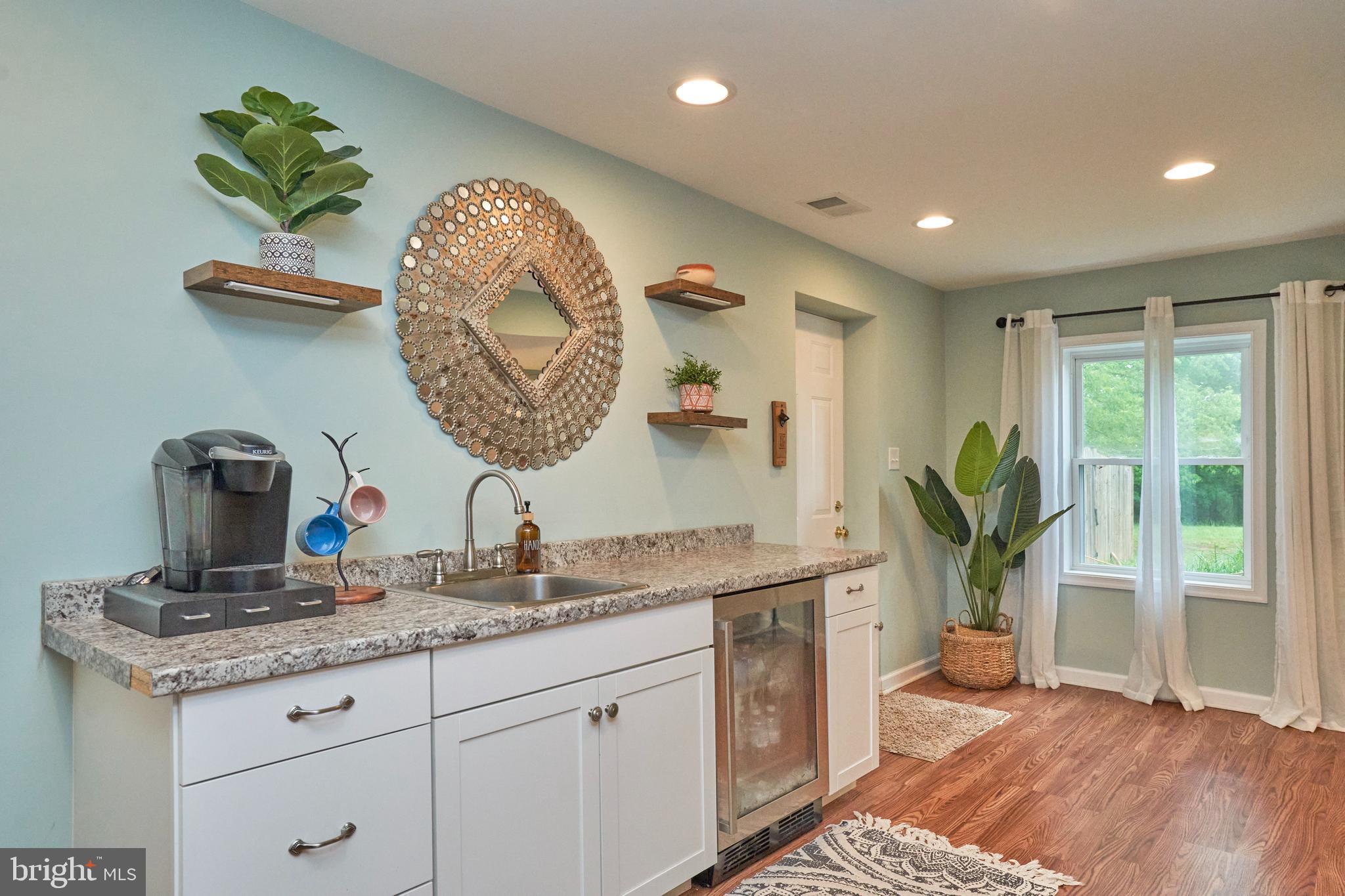 8944 VICKSBURG LANE