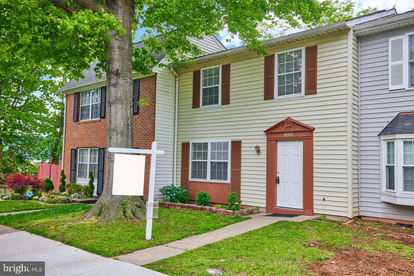 8505 Englewood COURT