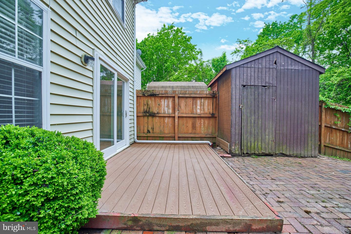 8505 Englewood COURT