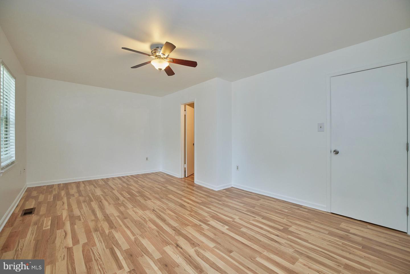8505 Englewood COURT