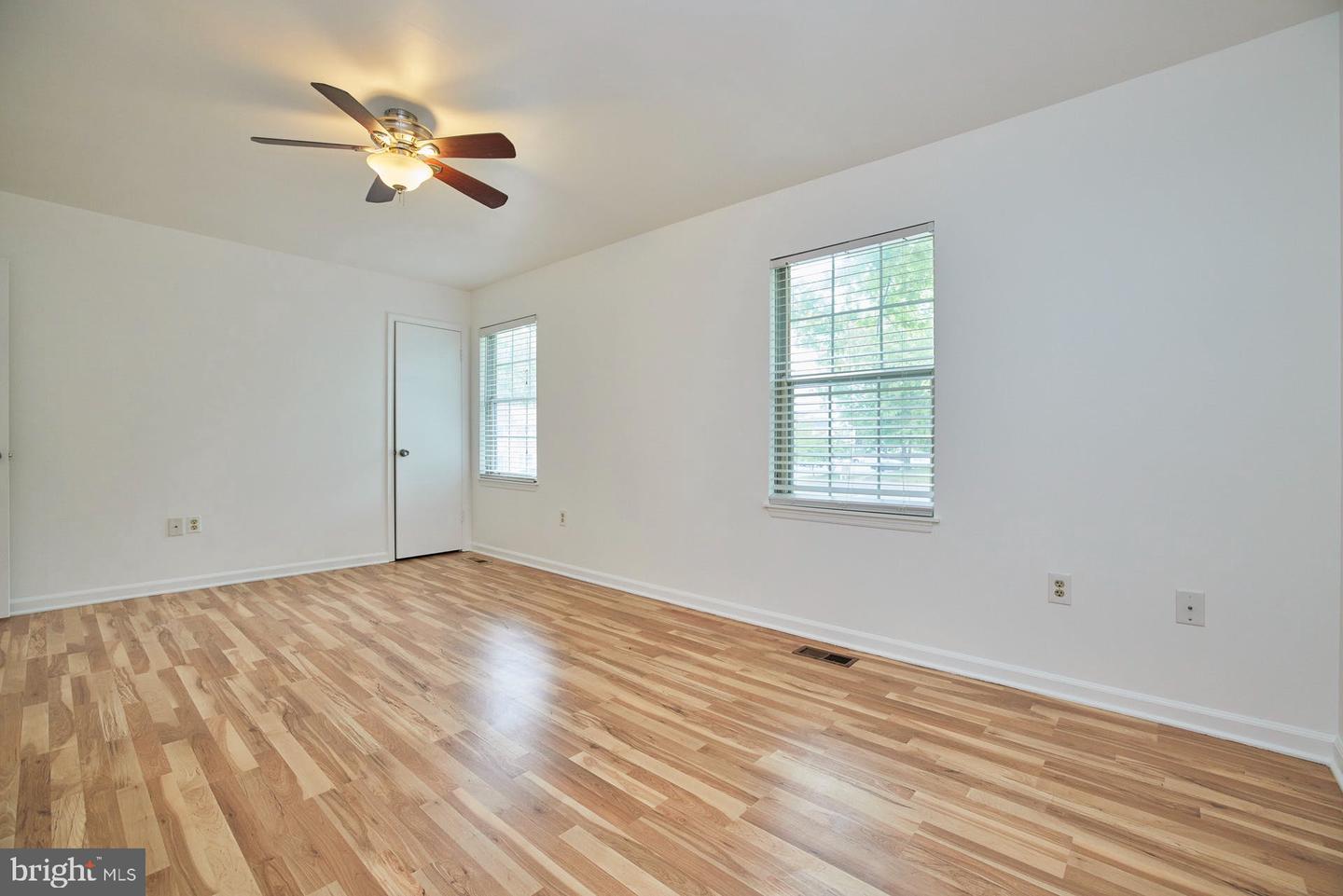 8505 Englewood COURT