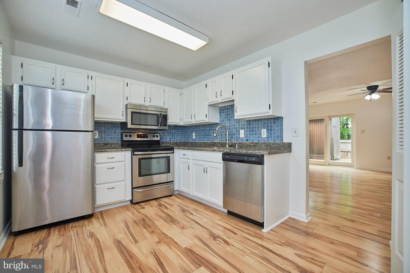 8505 Englewood COURT
