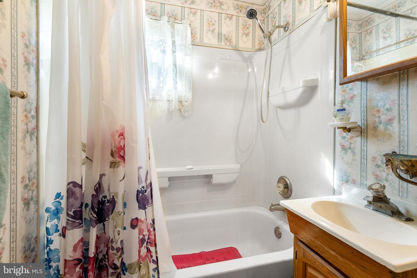 111 Price DRIVE