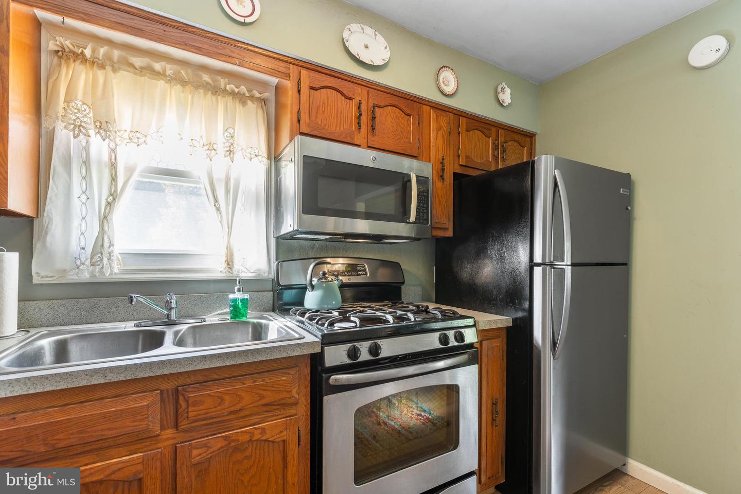 111 Price DRIVE