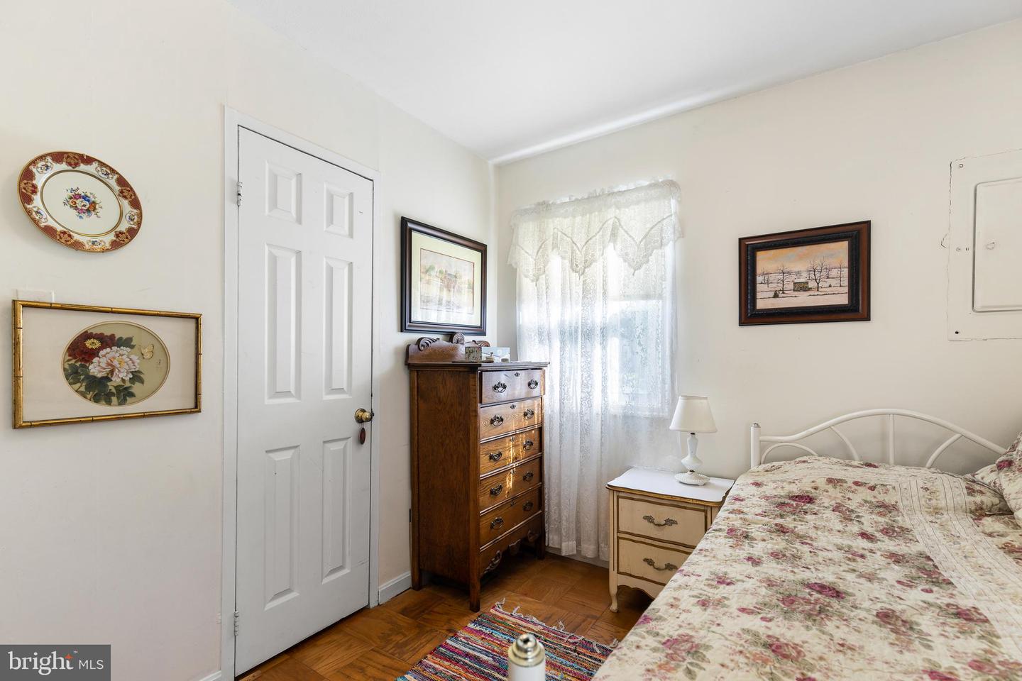 111 Price DRIVE