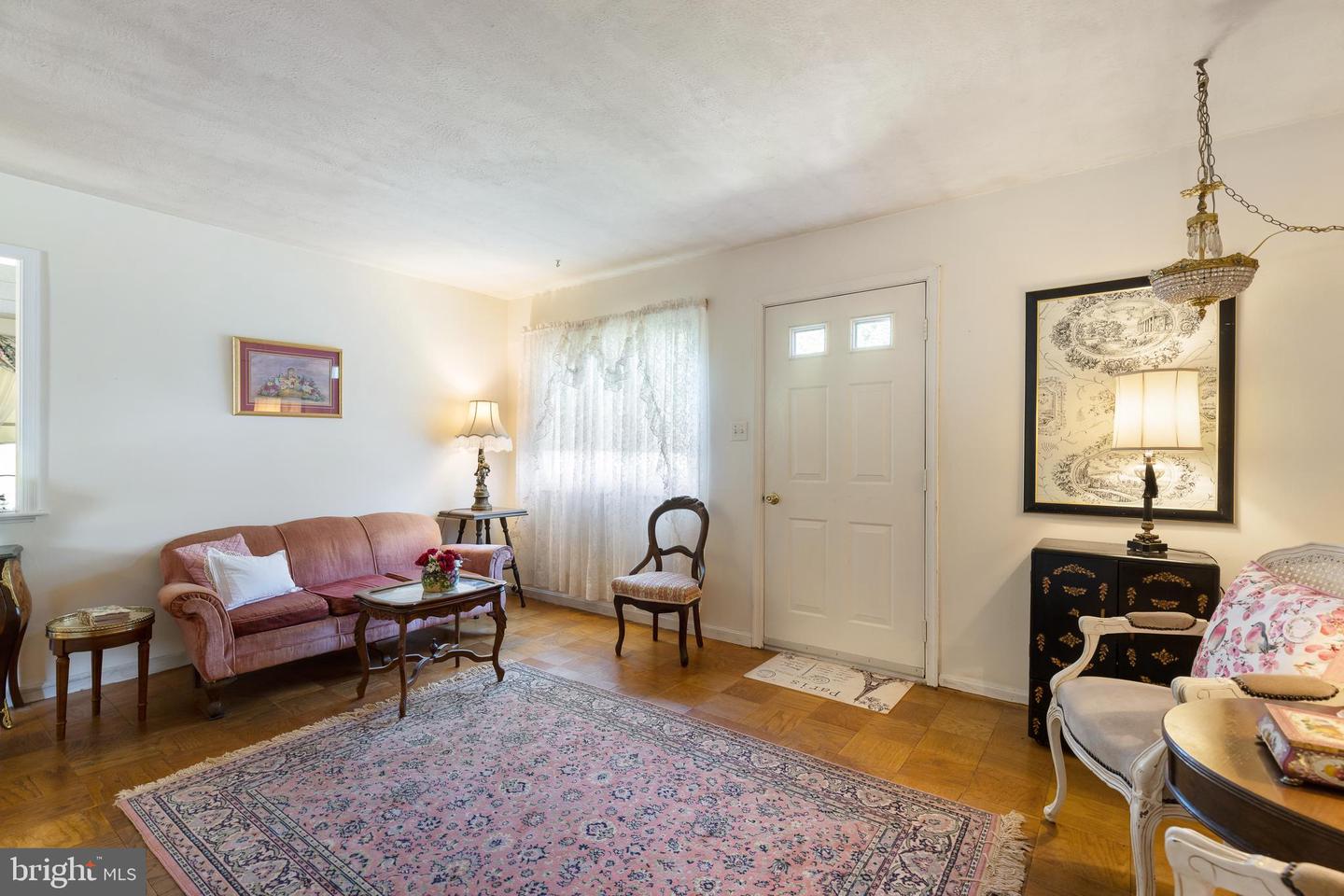 111 Price DRIVE