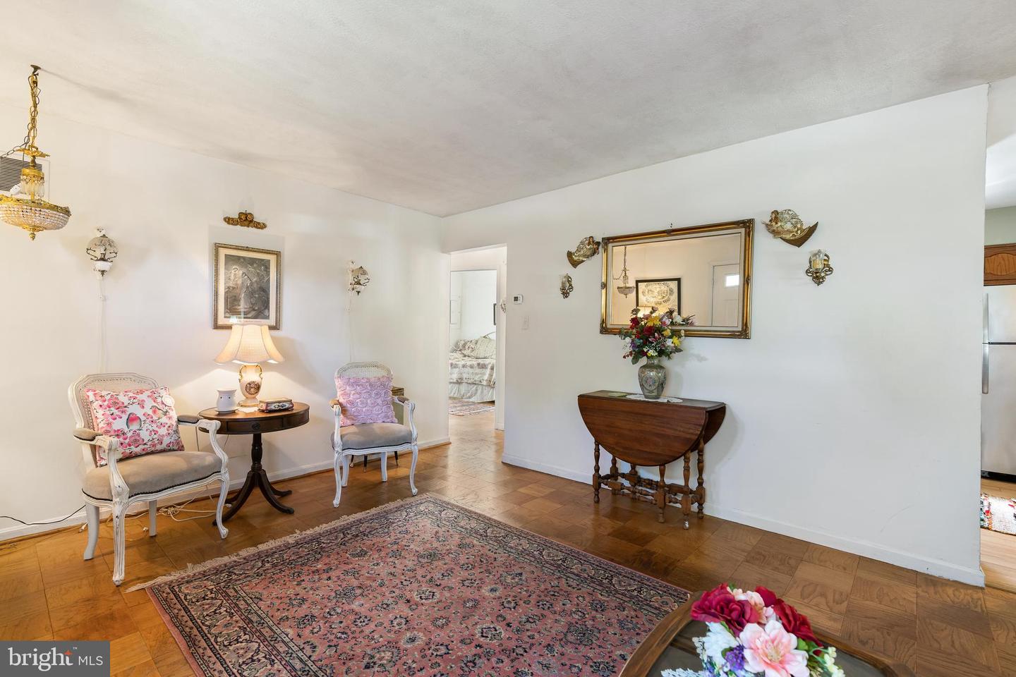 111 Price DRIVE