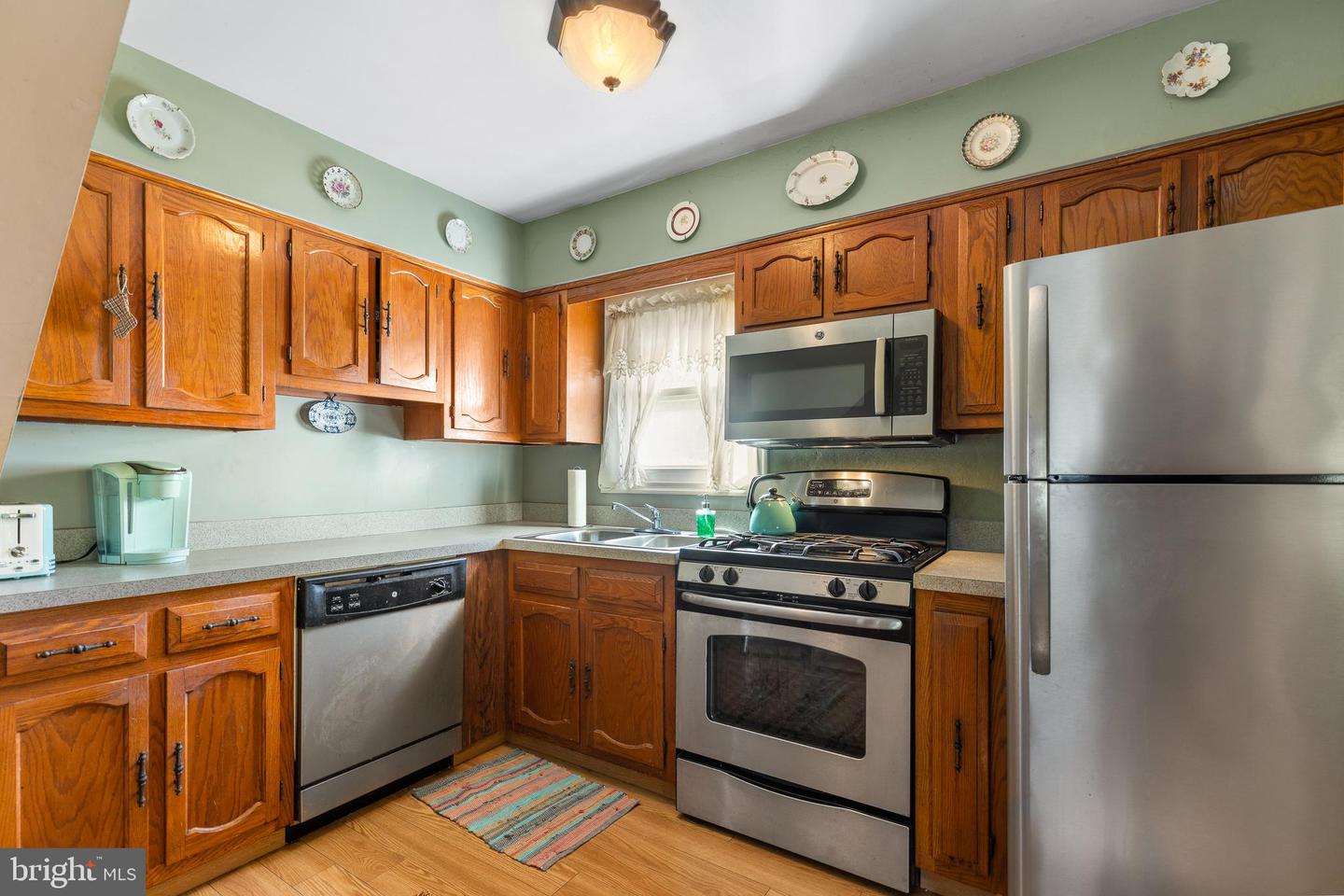 111 Price DRIVE