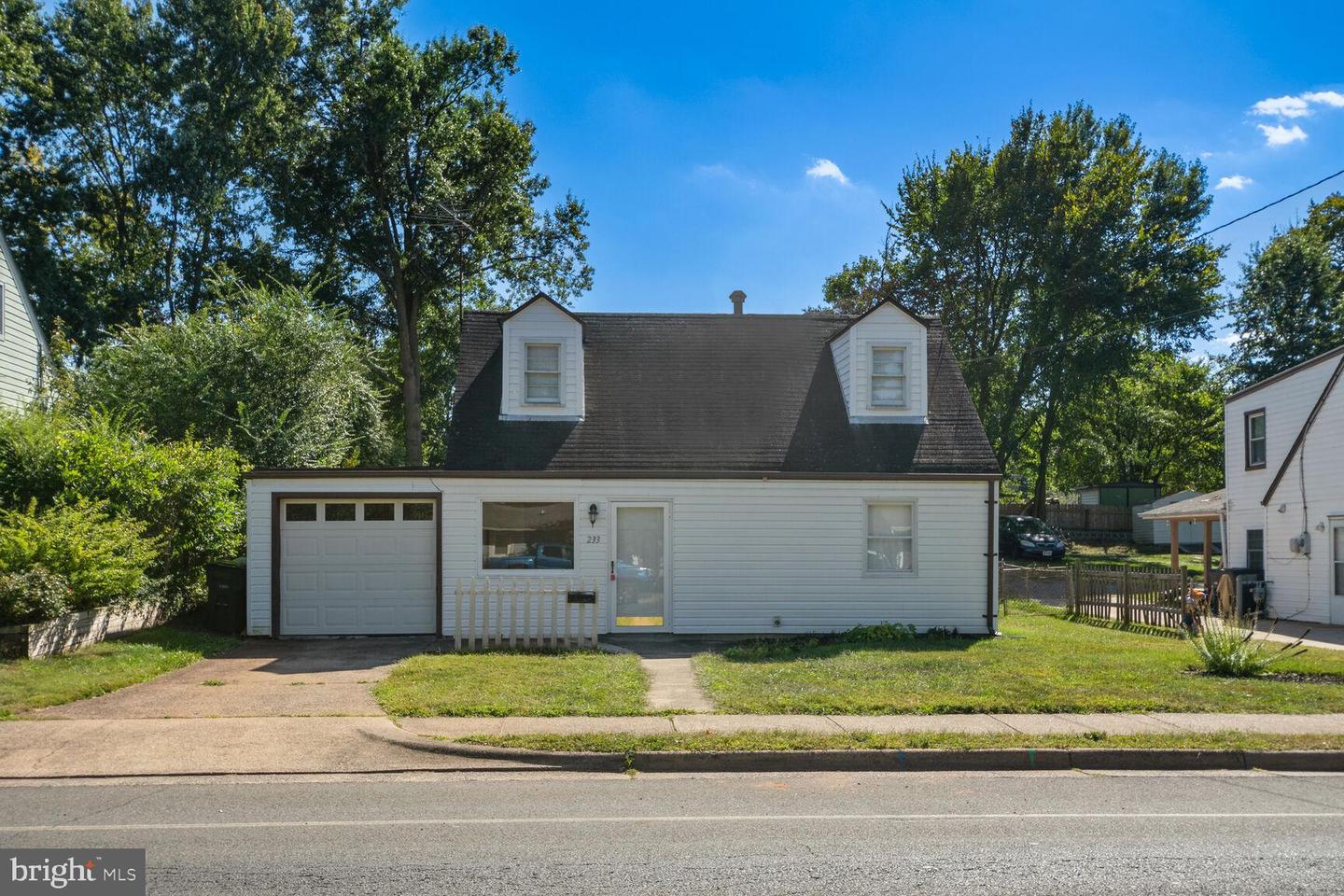233 Manassas DRIVE