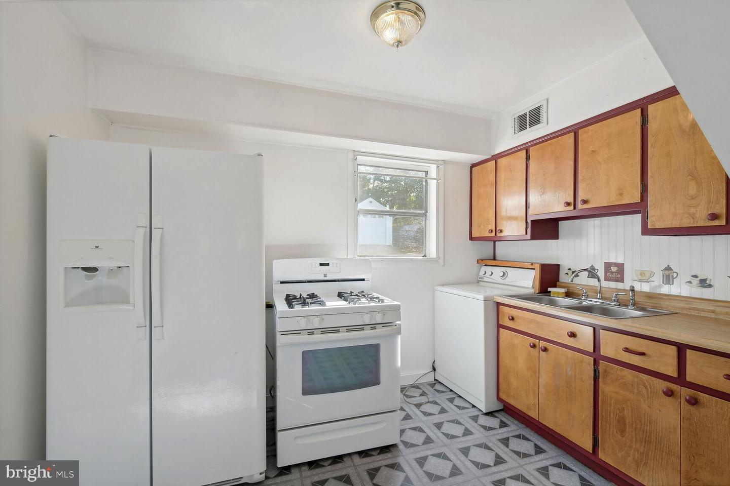 233 Manassas DRIVE
