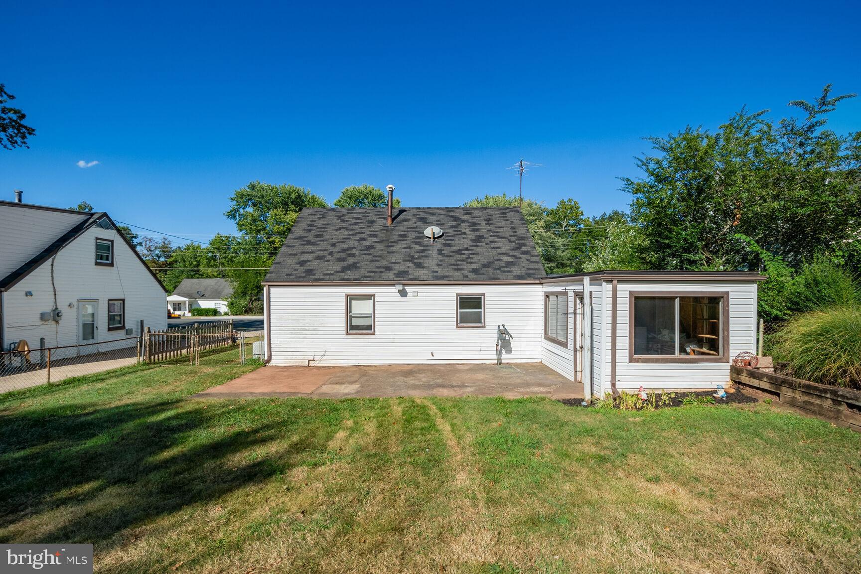 233 Manassas DRIVE