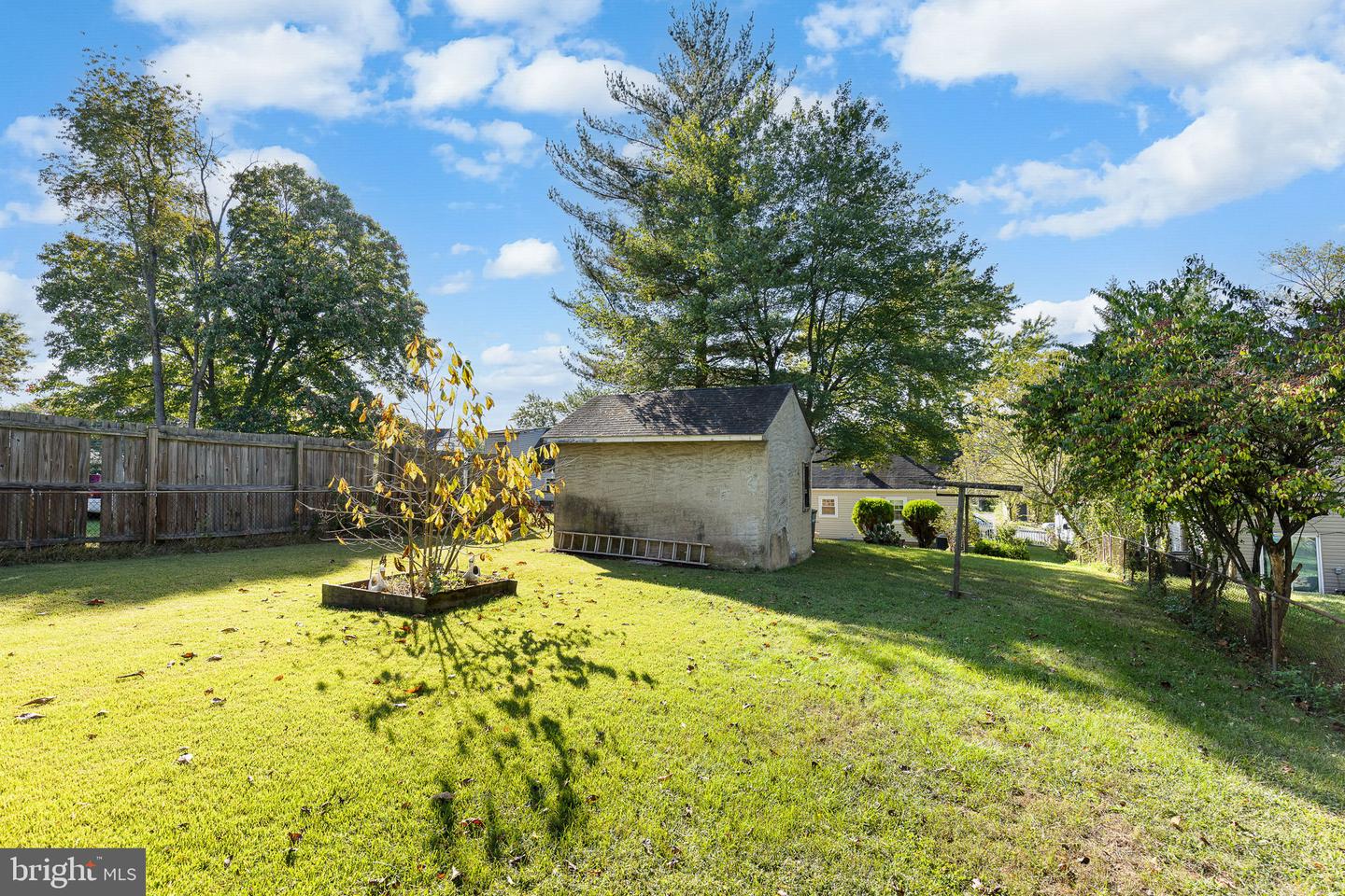 176 Cabbel DRIVE