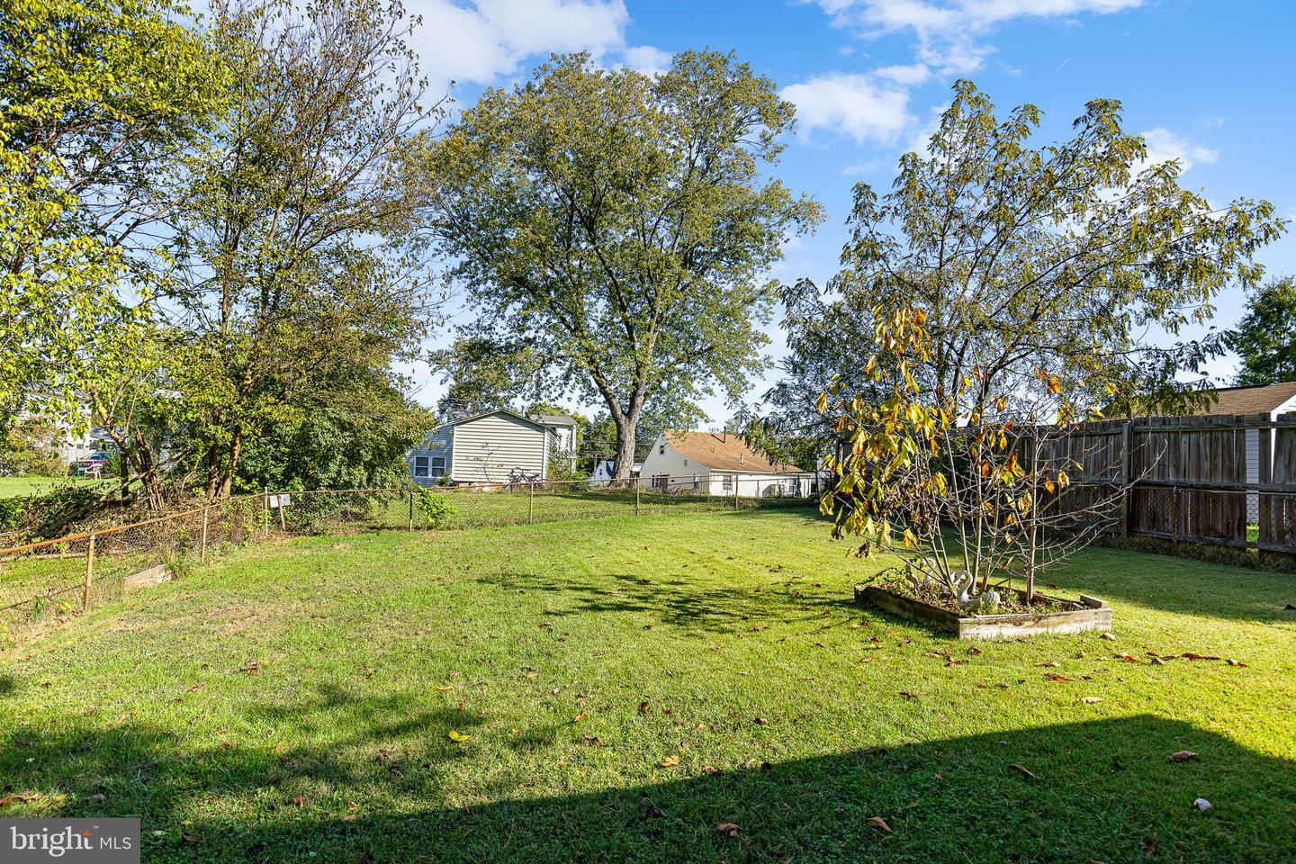 176 Cabbel DRIVE