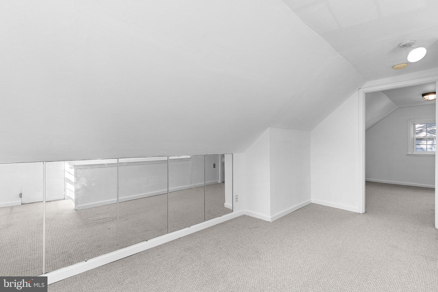 176 Cabbel DRIVE