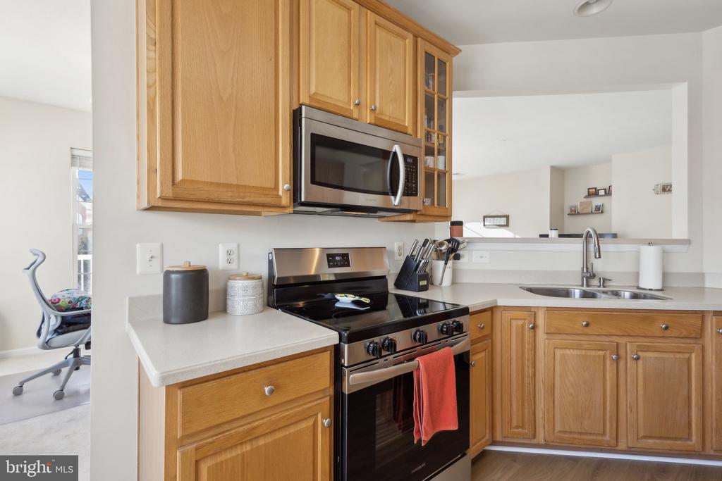 9710 HANDERSON PLACE Unit: UNIT 307