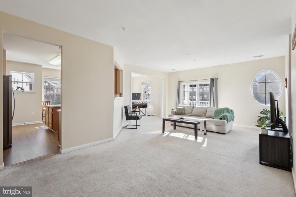 9710 HANDERSON PLACE Unit: UNIT 307