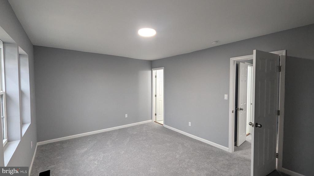 8634 SUMTER COURT