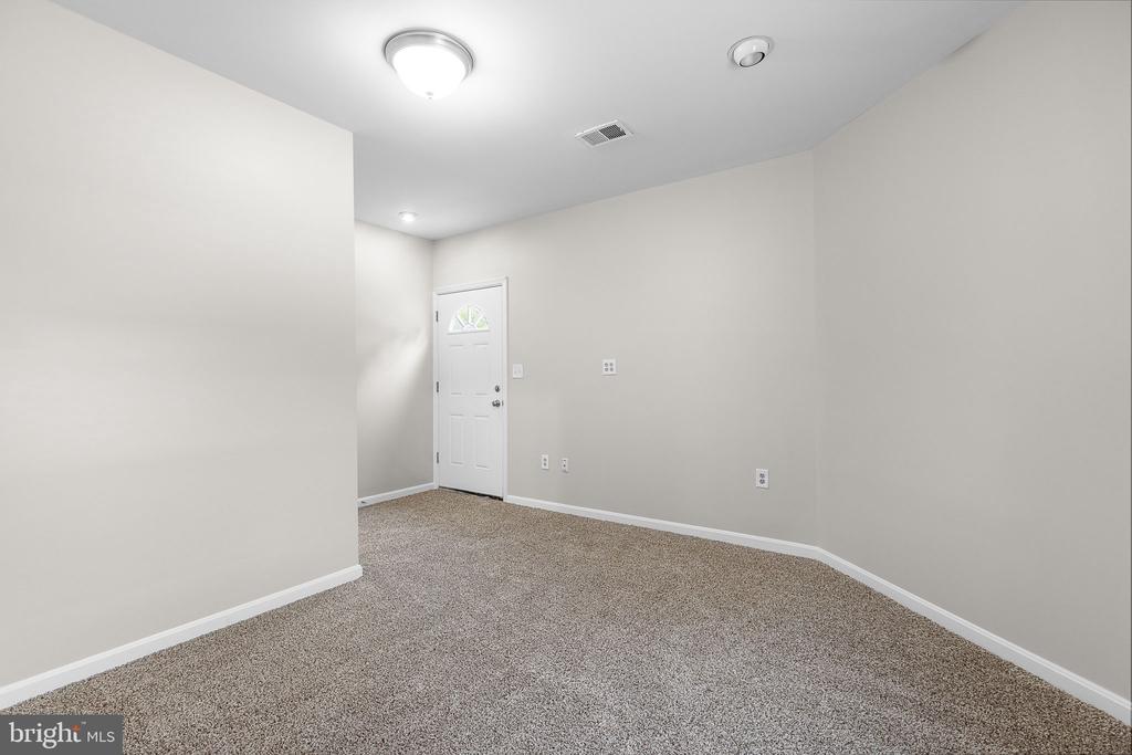 120 Polk Dr