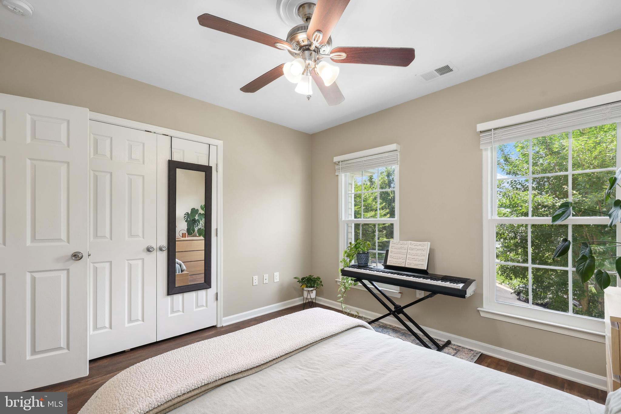 9239 GREENSHIRE DRIVE