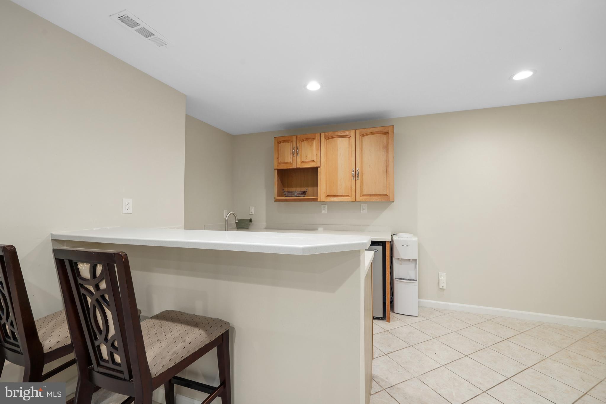 9239 GREENSHIRE DRIVE