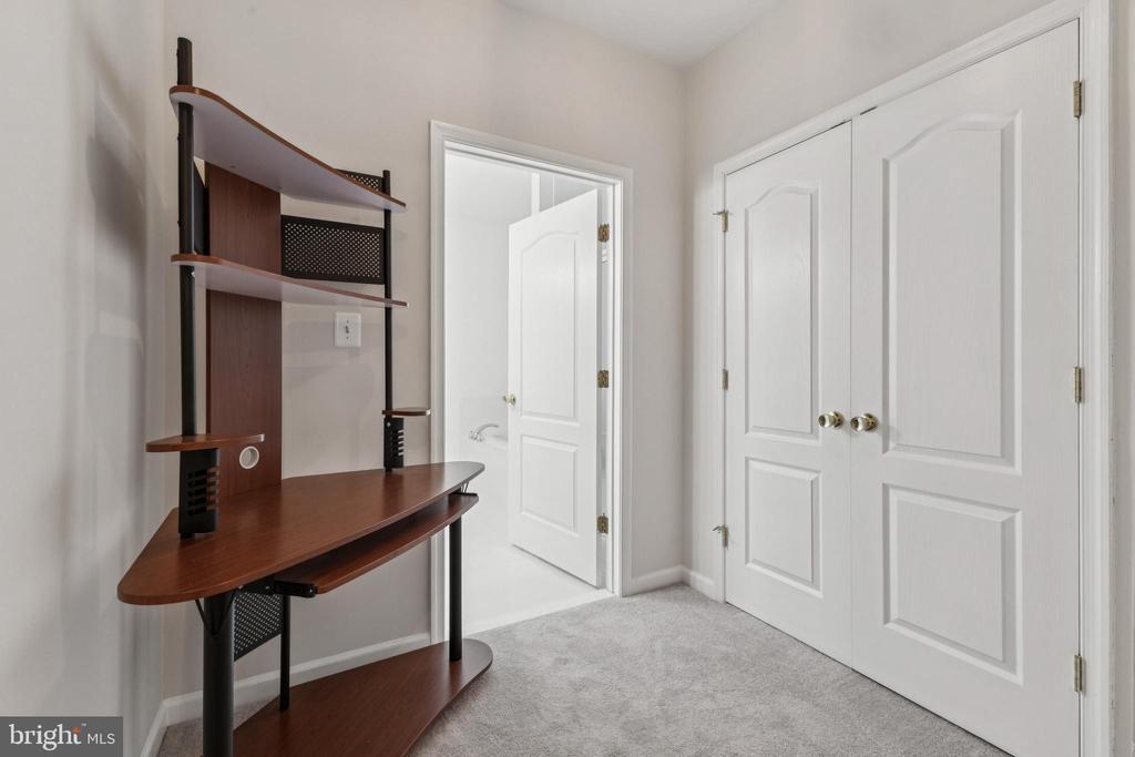 9710 HANDERSON PLACE UNIT 302
