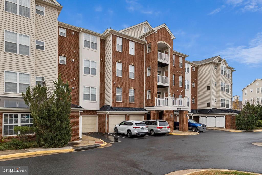 9710 HANDERSON PLACE UNIT 302