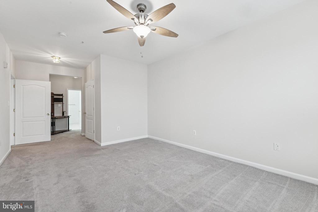 9710 HANDERSON PLACE UNIT 302