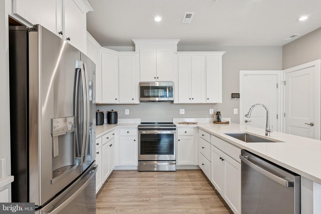 1114A DABNEY DRIVE