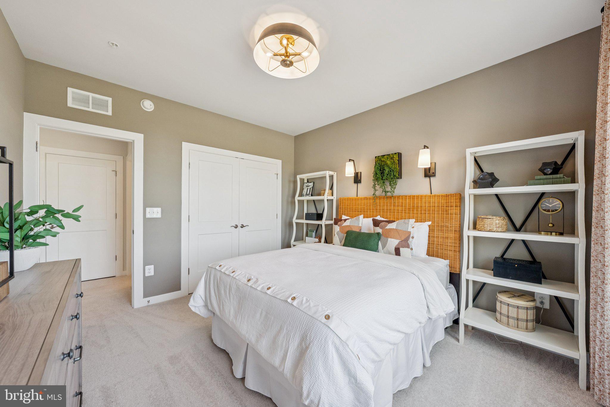 1114A DABNEY DRIVE