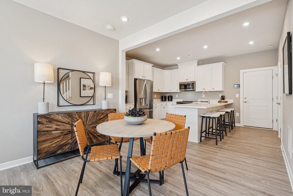 1114A DABNEY DRIVE