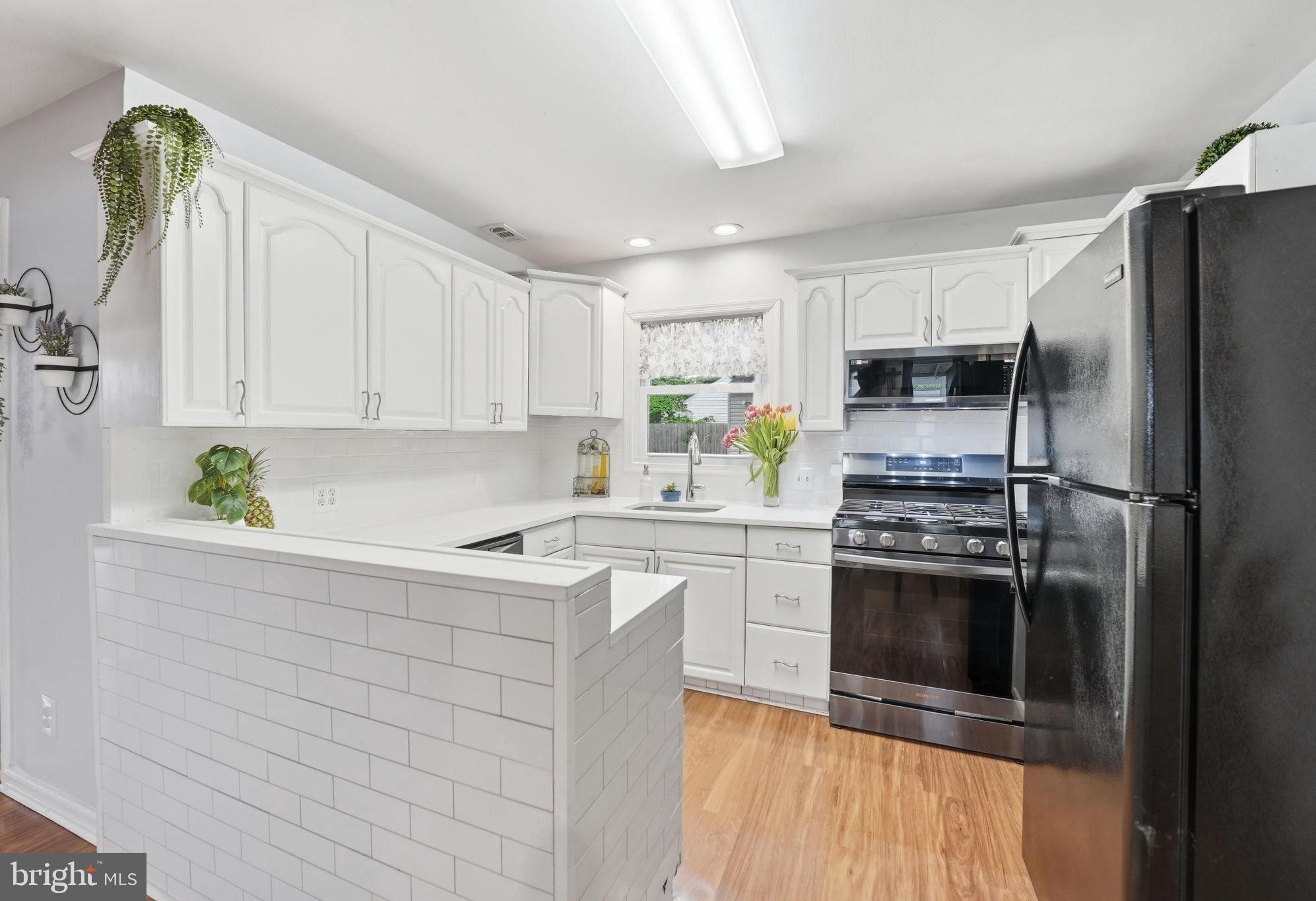 243 KENT DRIVE