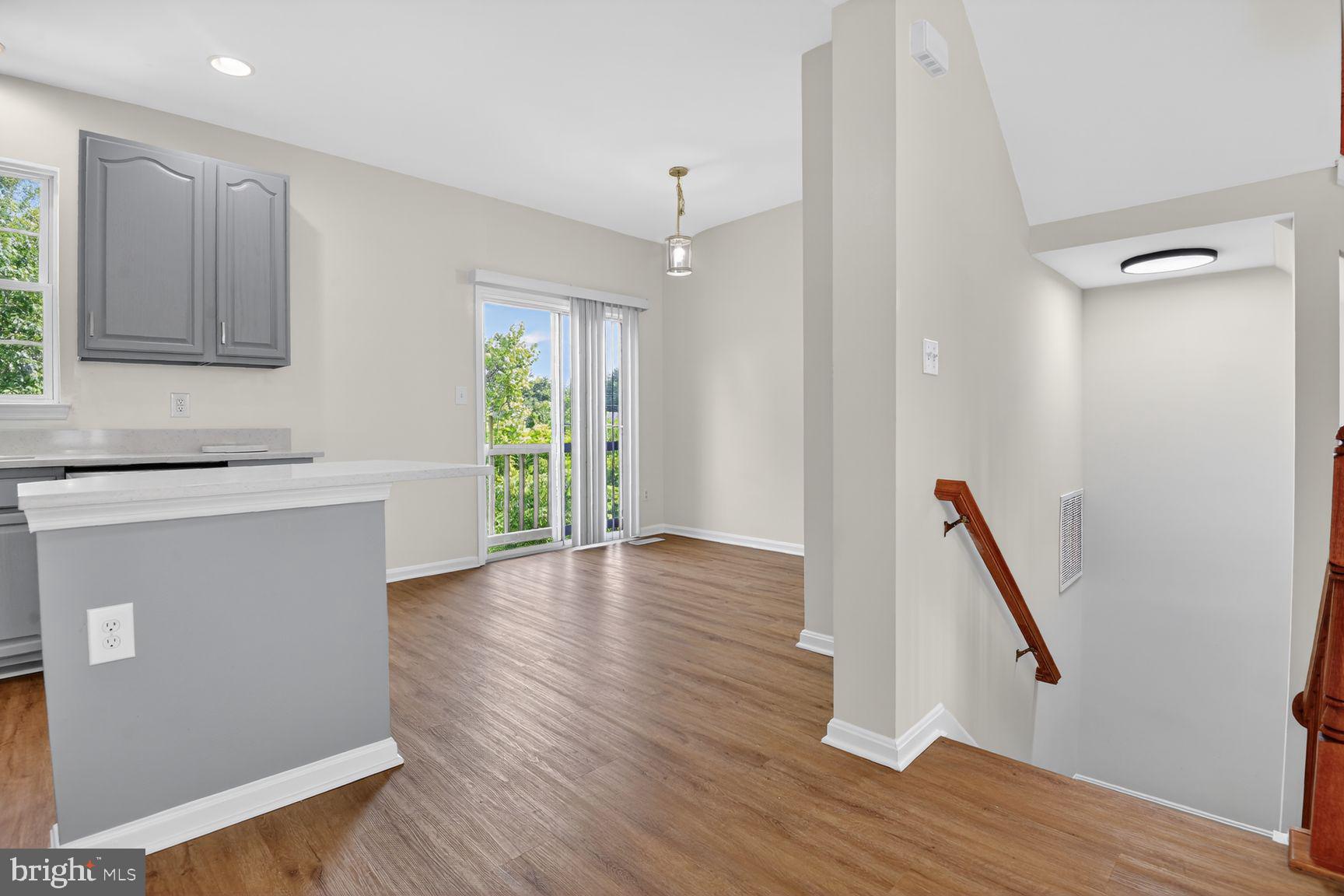 352 KIRBY STREET