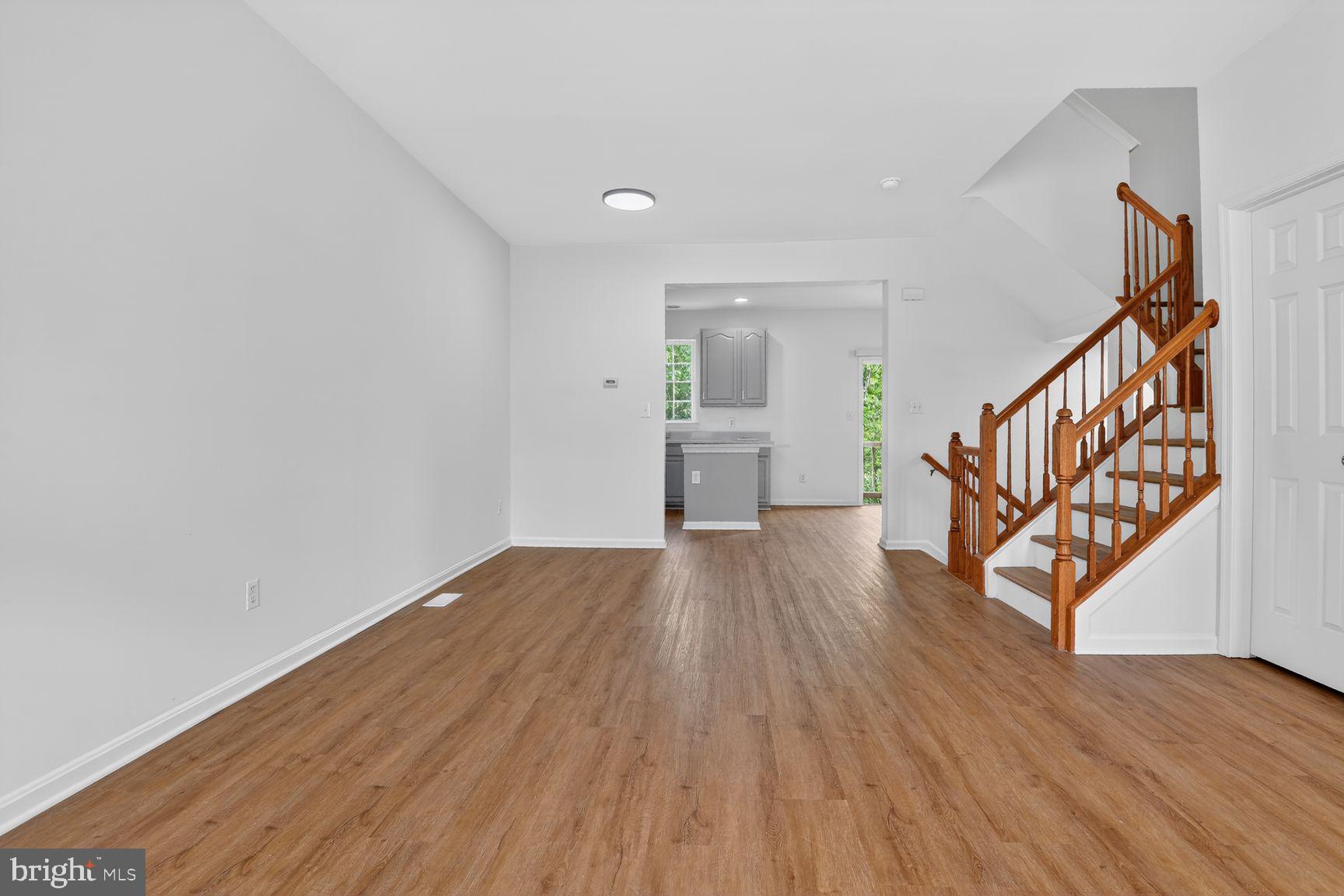 352 KIRBY STREET